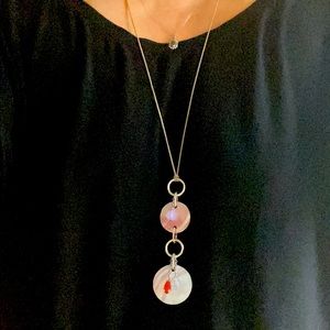 Swarovski necklace with mother of pearls, crystal.